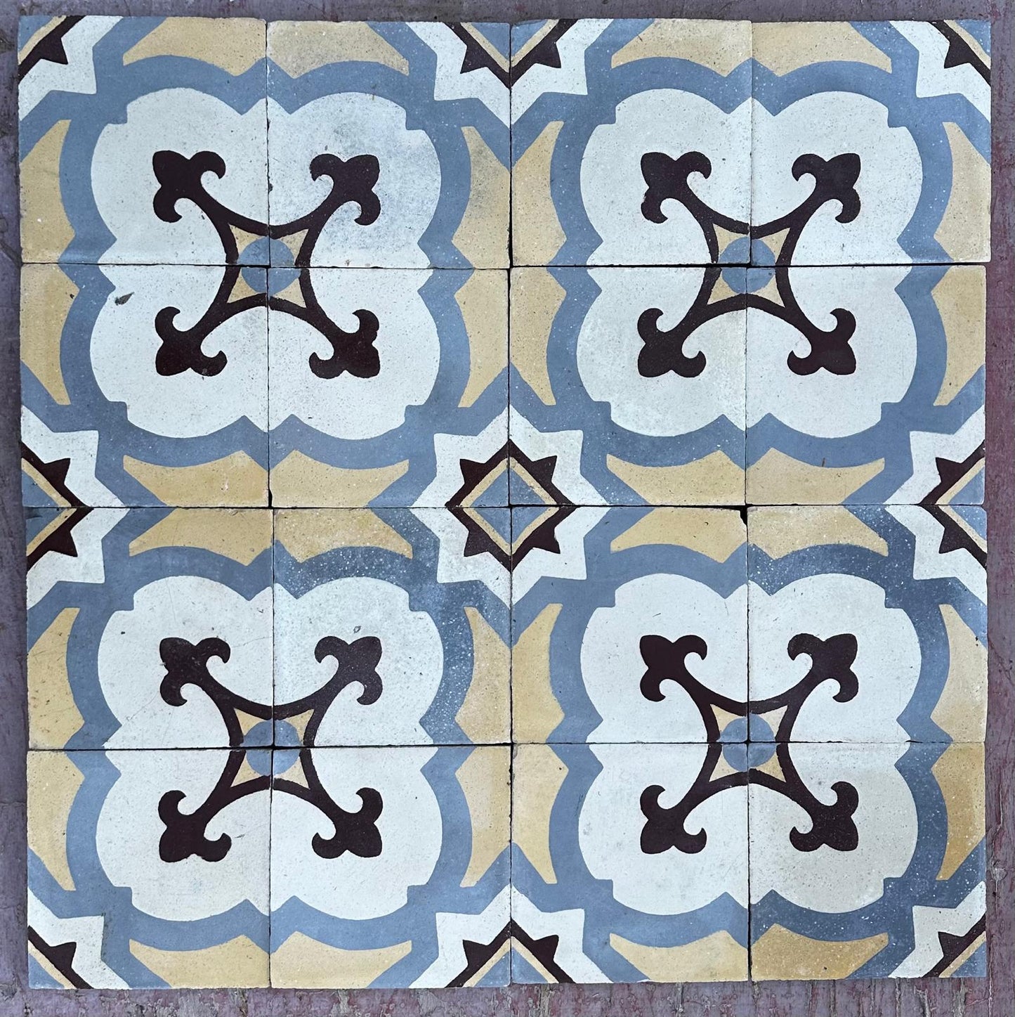 Albarrac¨ªn Reclaimed Tile